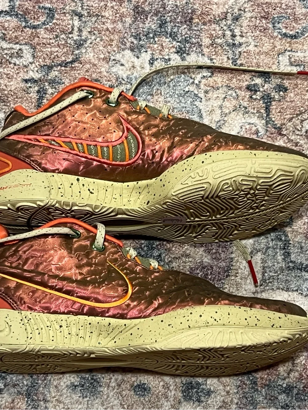 Nike LeBron 21 Dragon Pearl Sneakers